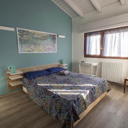 Appartamento In Villa Con Giardino A 300M Dal Lago Maggiore Castelletto sopra Ticino Extérieur photo